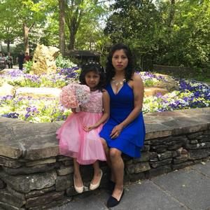 Meet your Posher, Monica